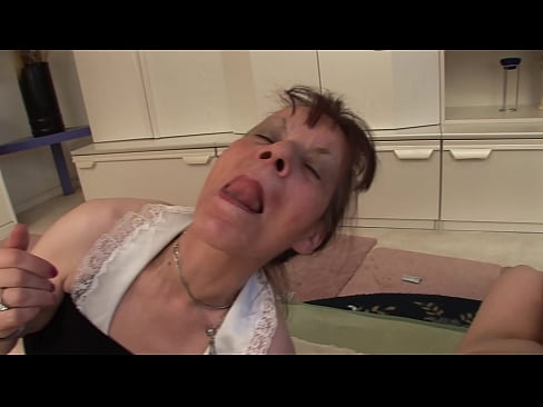 ❤️ Dui nanne è un missiavu anu un trio Video porno à co.hentaisaturn.ru