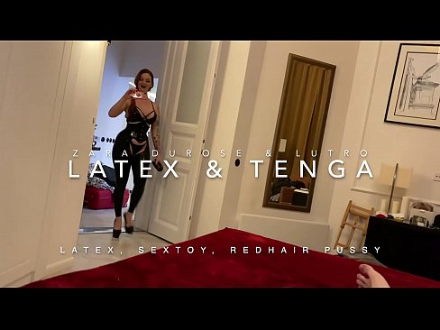 ❤️ Sorellastra rossa in costume di lattice scopata da fratellastro Video porno à co.hentaisaturn.ru