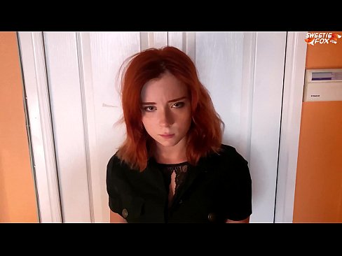 ❤️ A Guardia di Sicurezza hà punitu una bella donna per un tacchettu - Cum in bocca Video porno à co.hentaisaturn.ru
